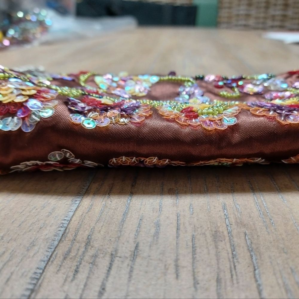 Gorgeous, Unique Vintage Max Mayer Sequin & Bead Clutch/Shoulder Bag - Picture 7 of 8